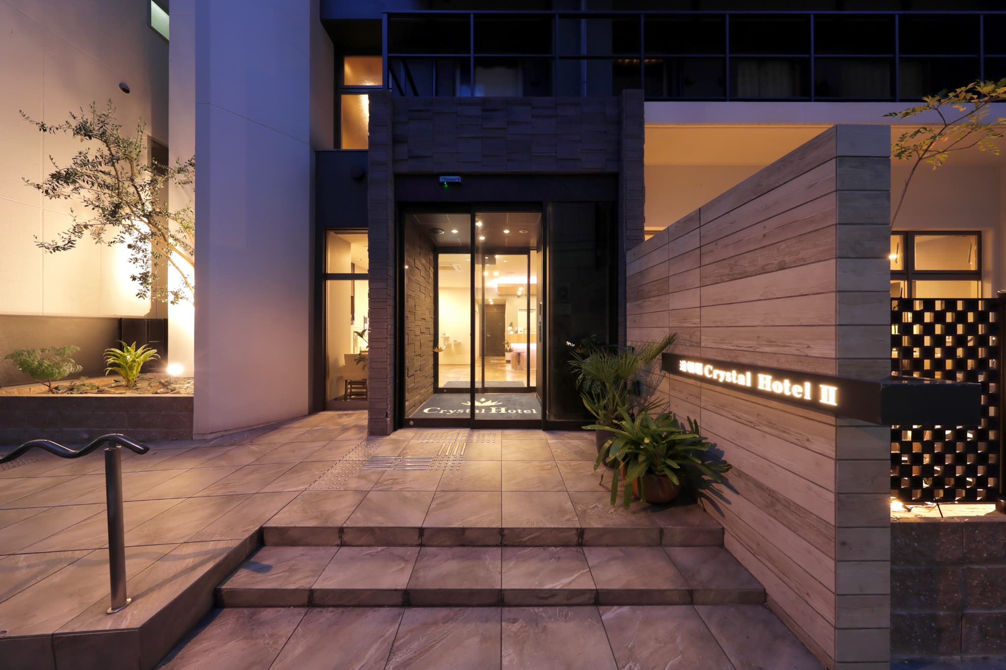 道頓堀クリスタルホテルⅡ