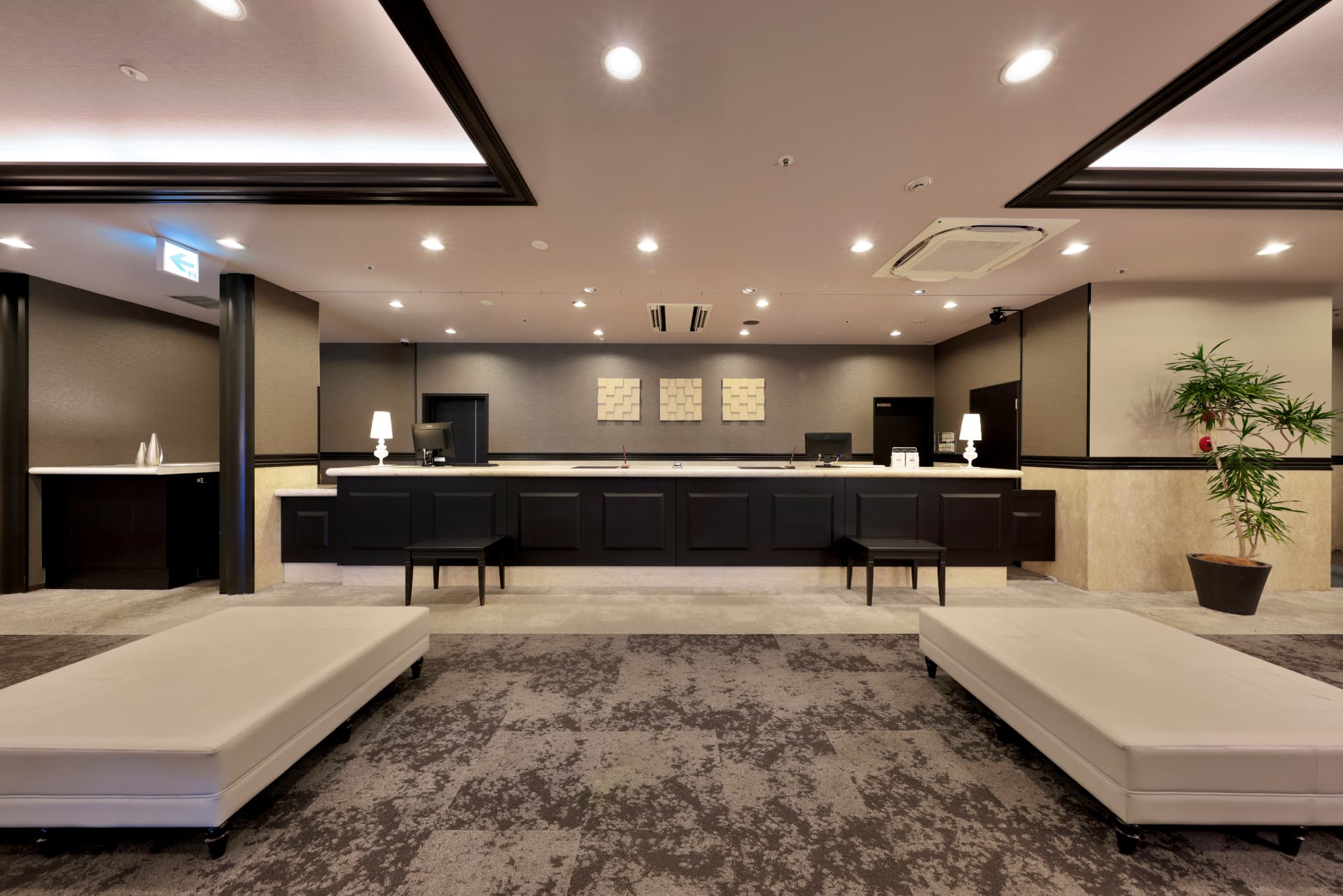 南千里クリスタルホテル